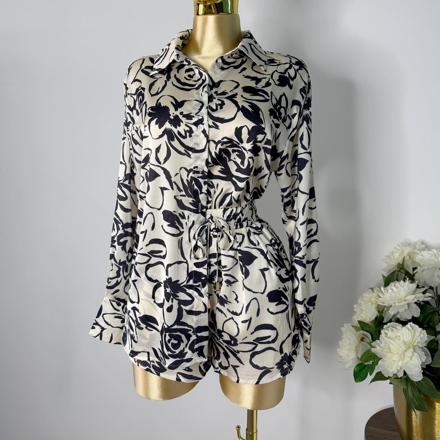 Set negro con beige