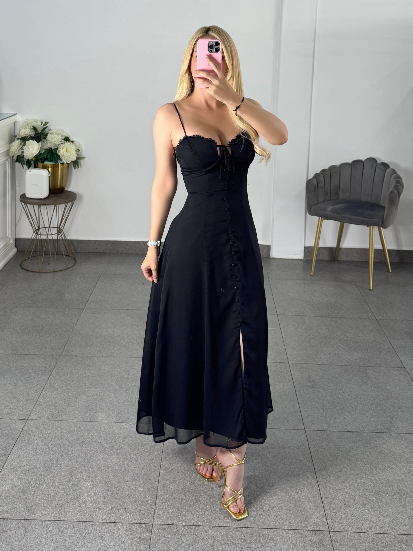 Vestido midi negro