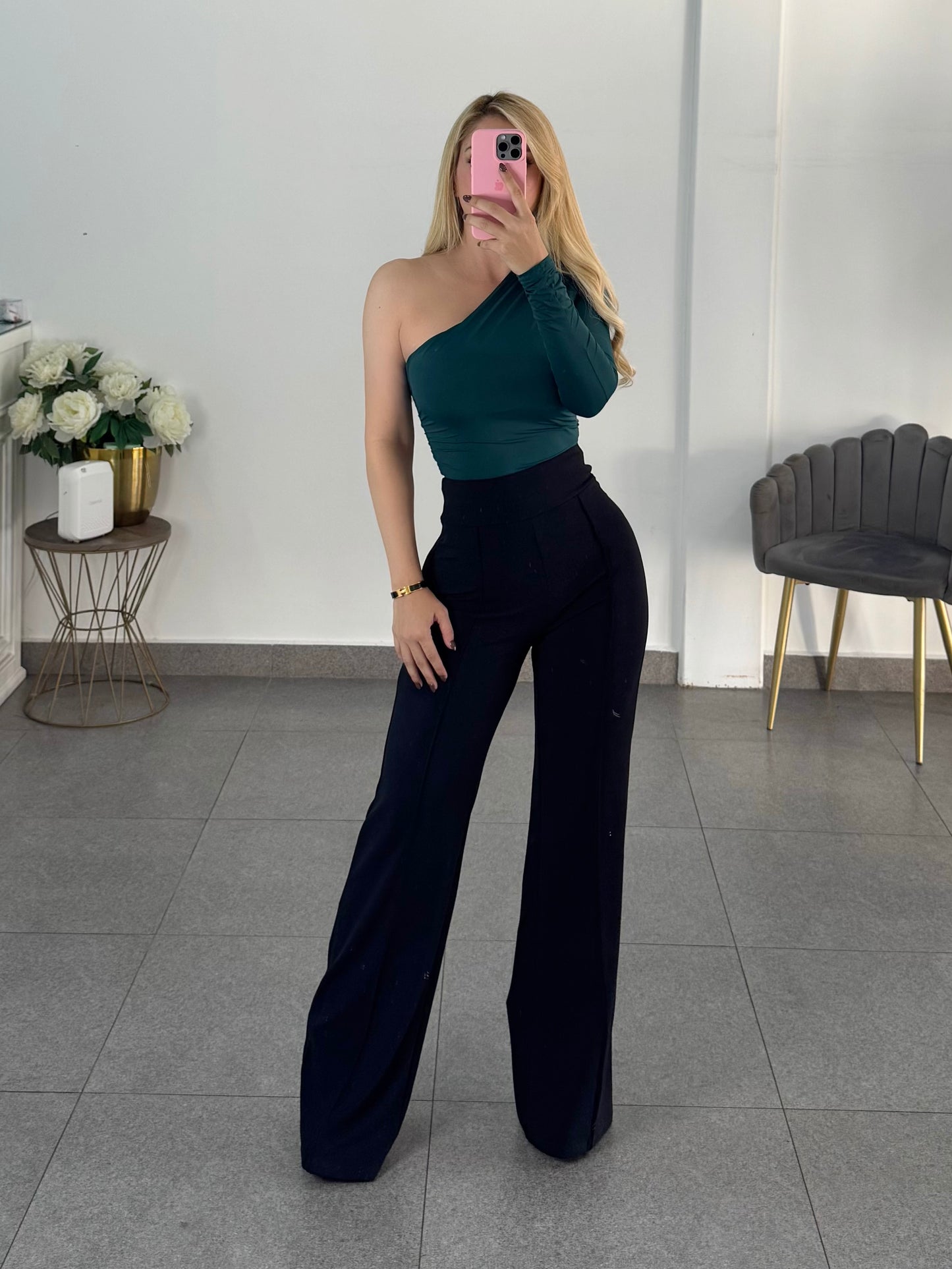 Blusa una manga licra verde esmeralda