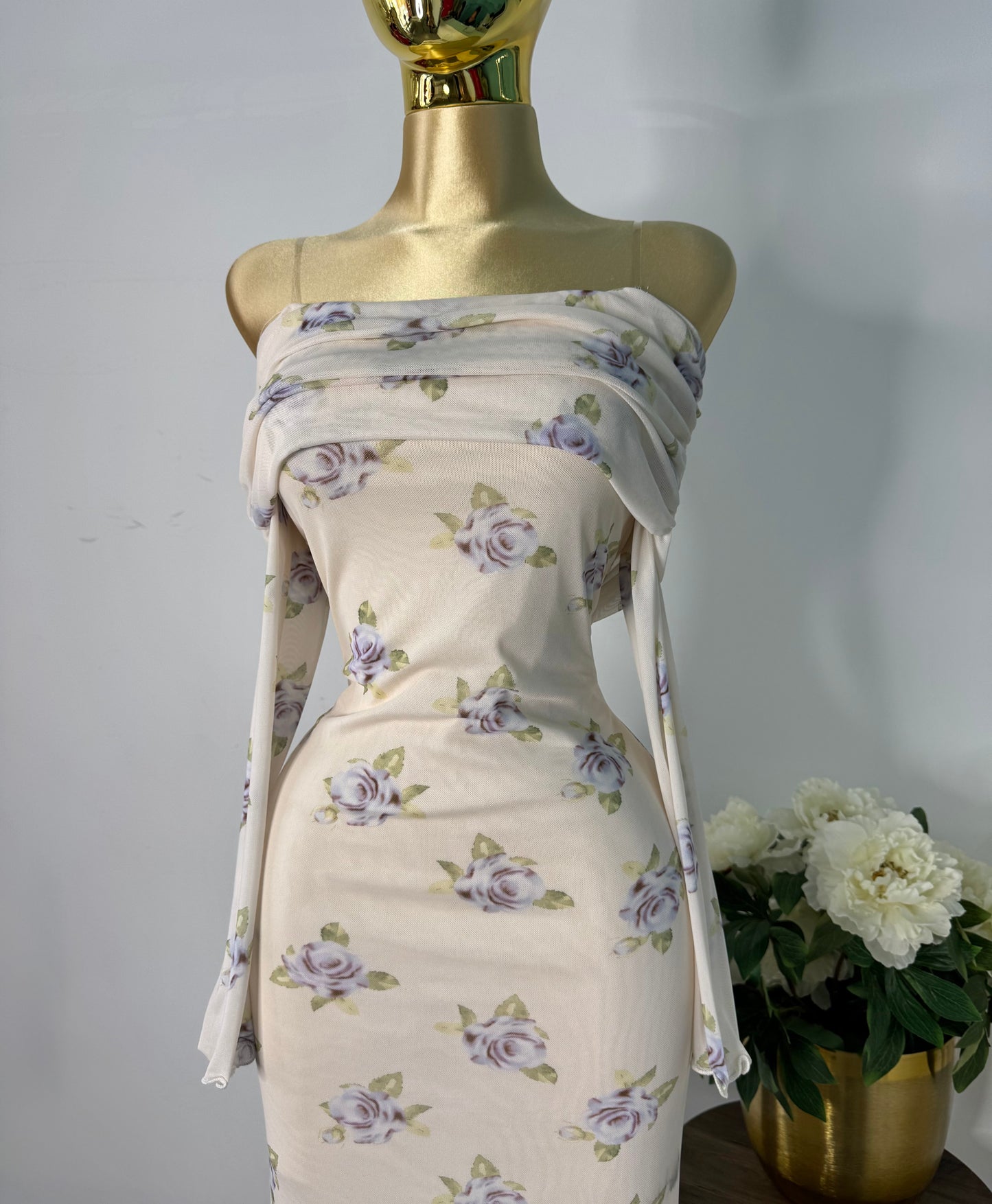 vestido mesh hueso flores azul