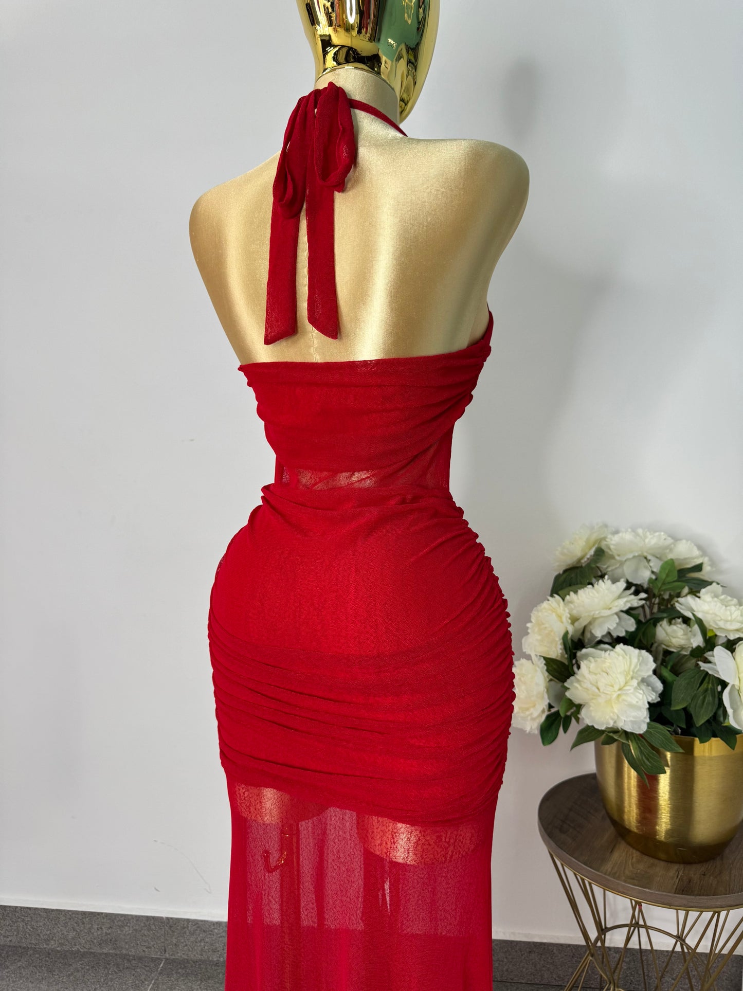 vestido rojo halter mesh