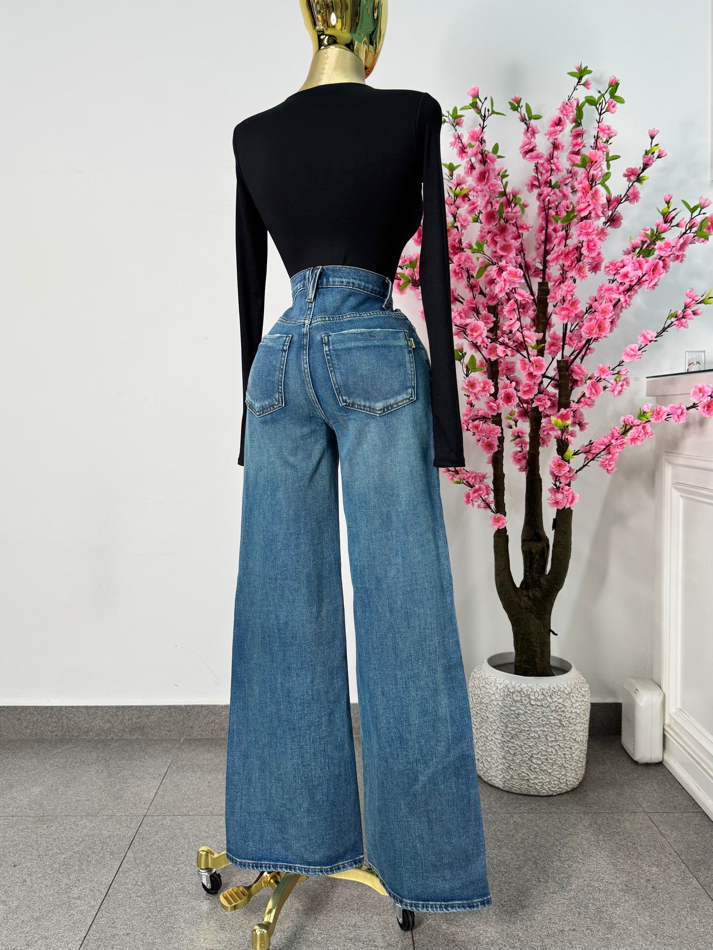 Vibrant recto color esmeralda