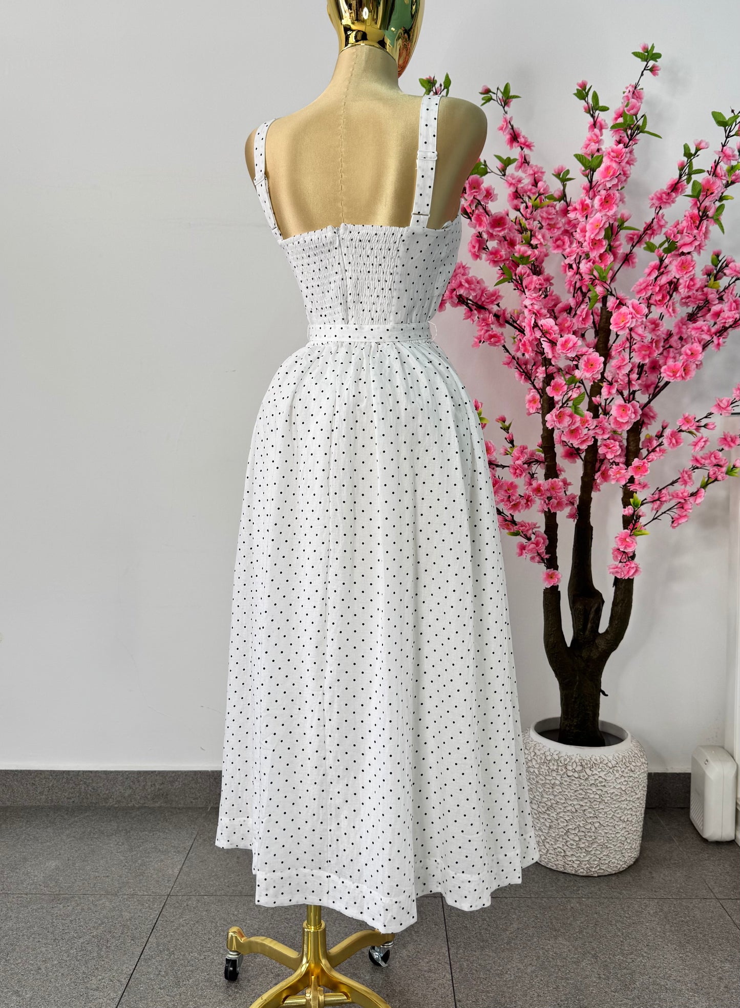 Vestido midi blanco polka dots