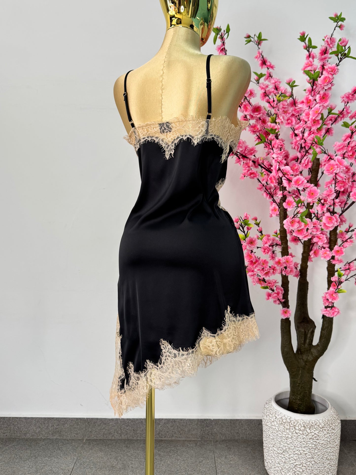 Vestido satin negro
