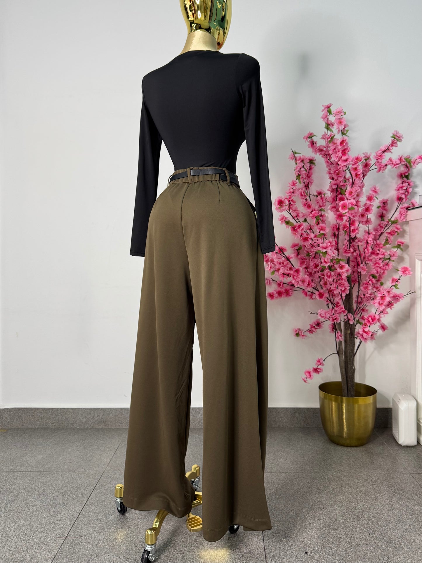 Pantalon vestir verde olivo