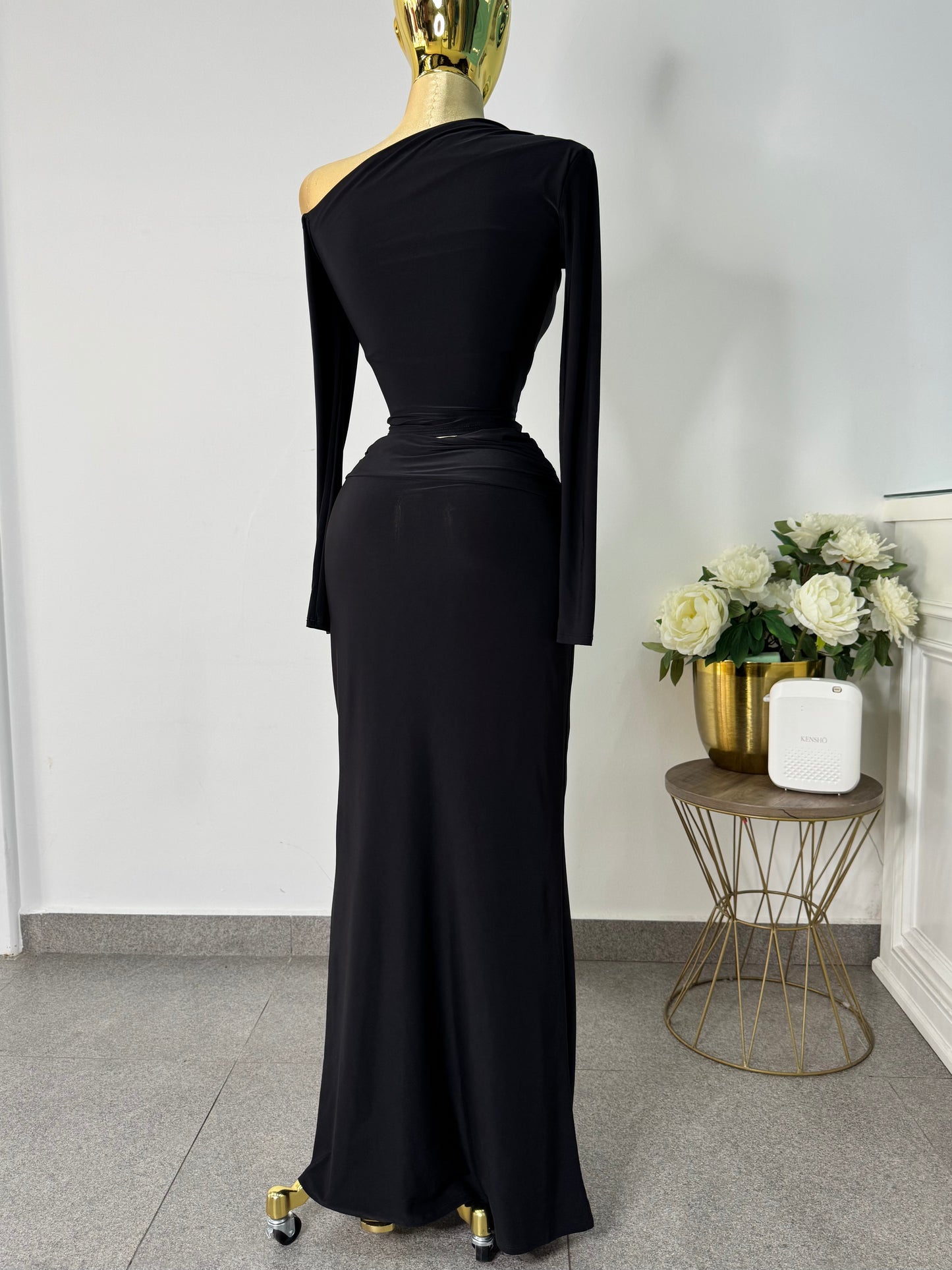 Set licra negro con detalle dorado