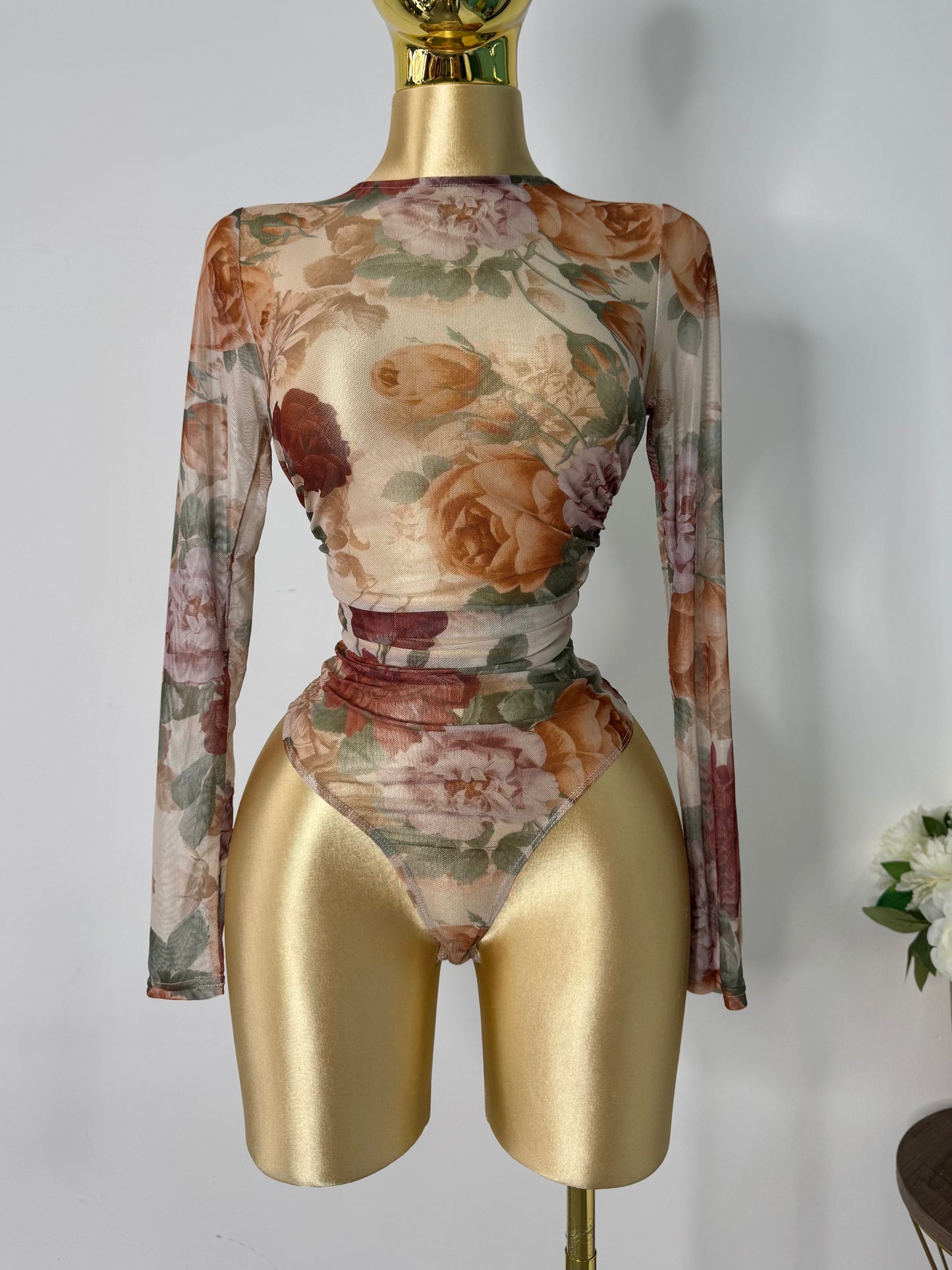 Body mesh floreado tonos beige