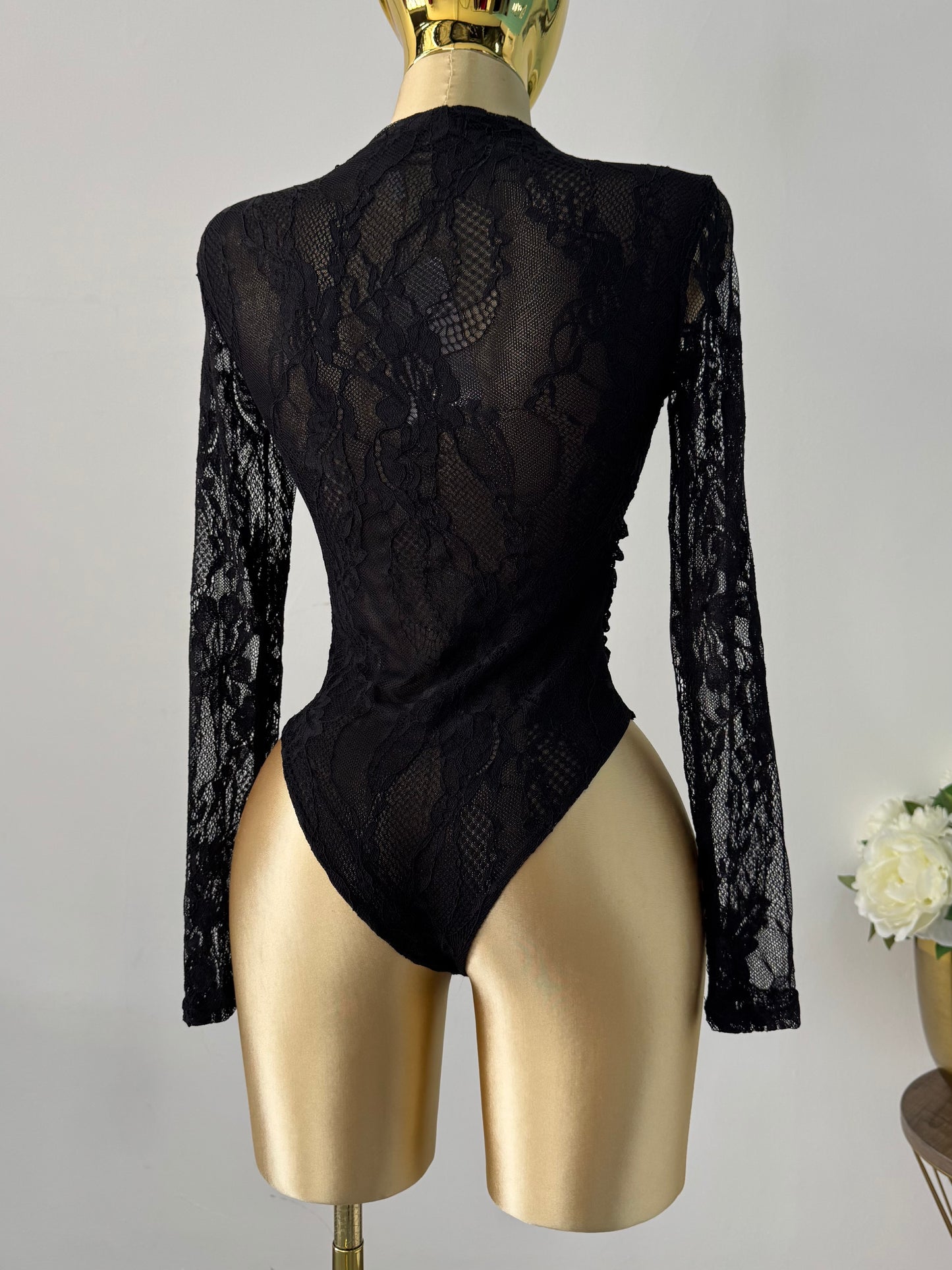 Body encaje negro