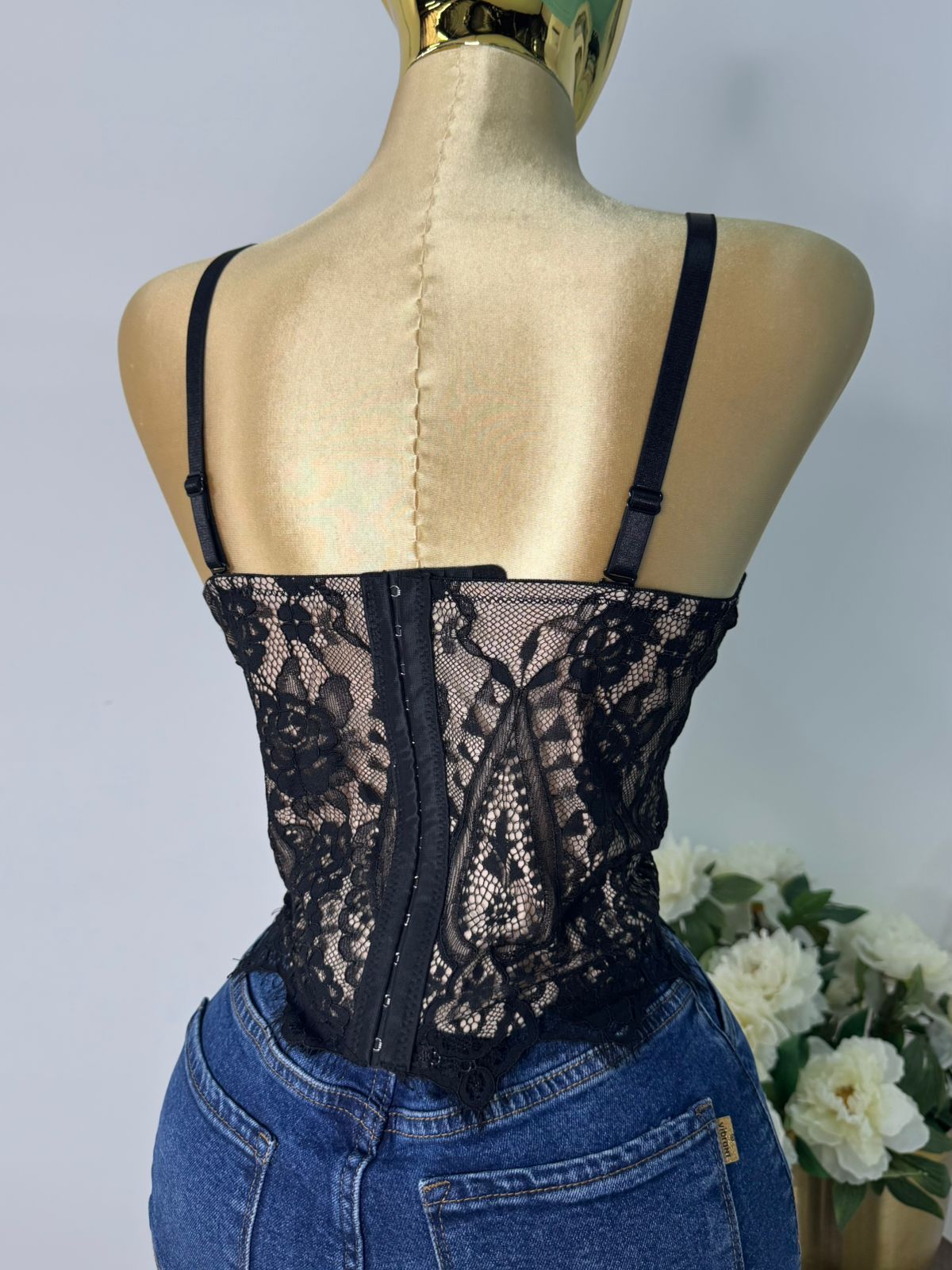 Corset encaje negro