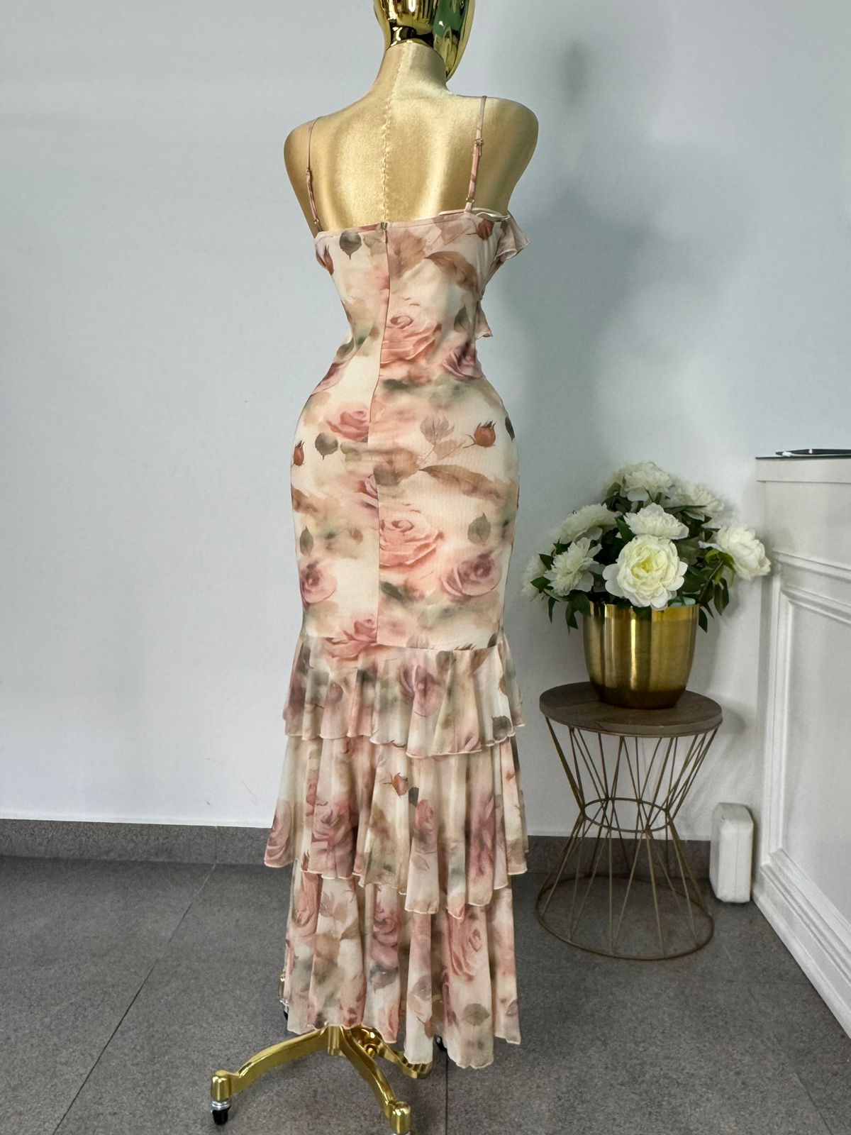Vestido mesh colores neutro