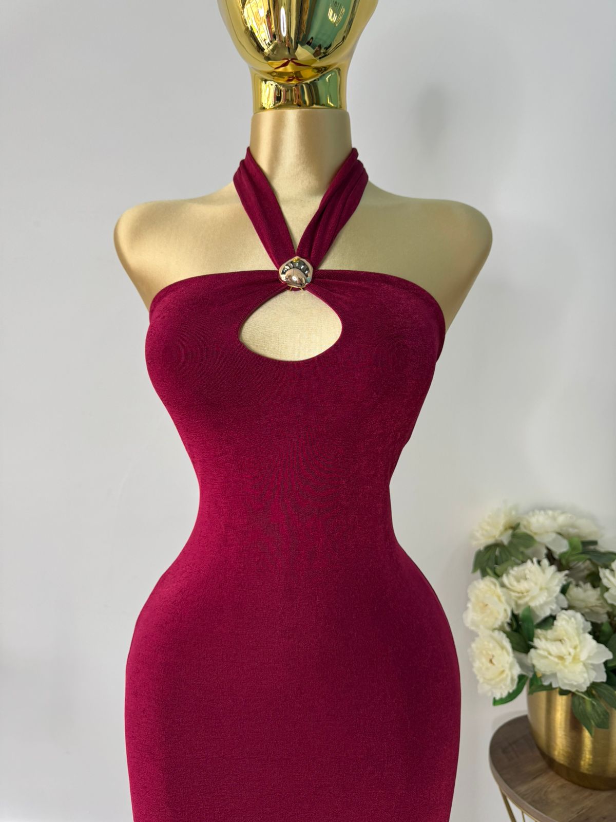 Vestido tinto halter