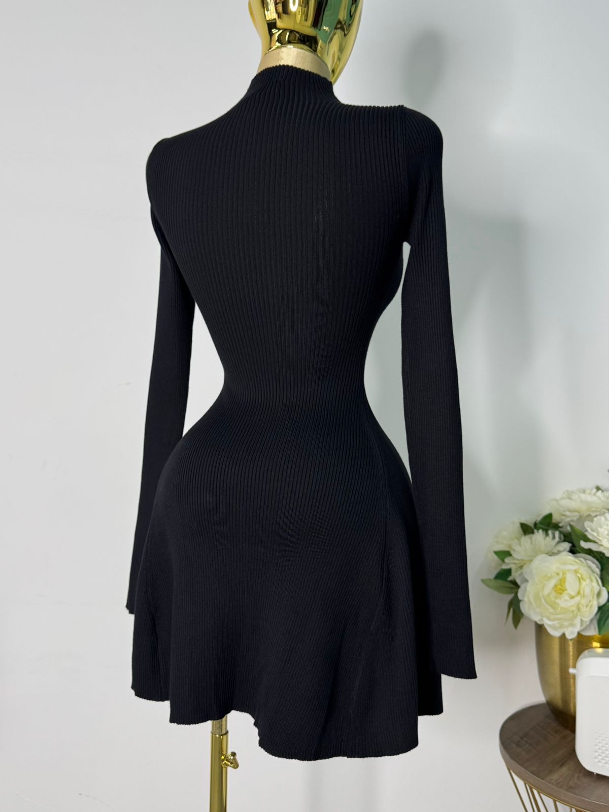 Vestido punto negro manga larga