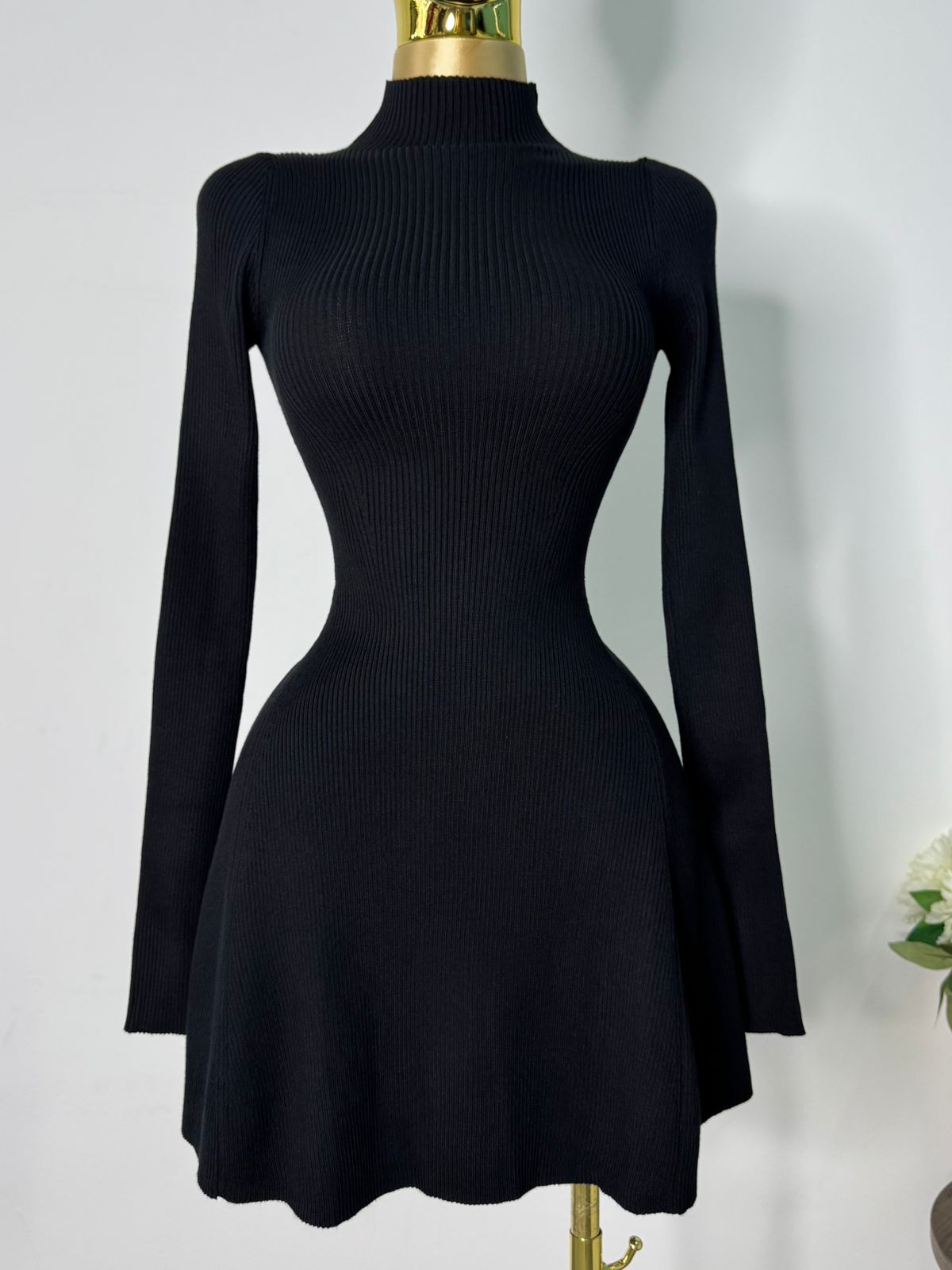 Vestido punto negro manga larga