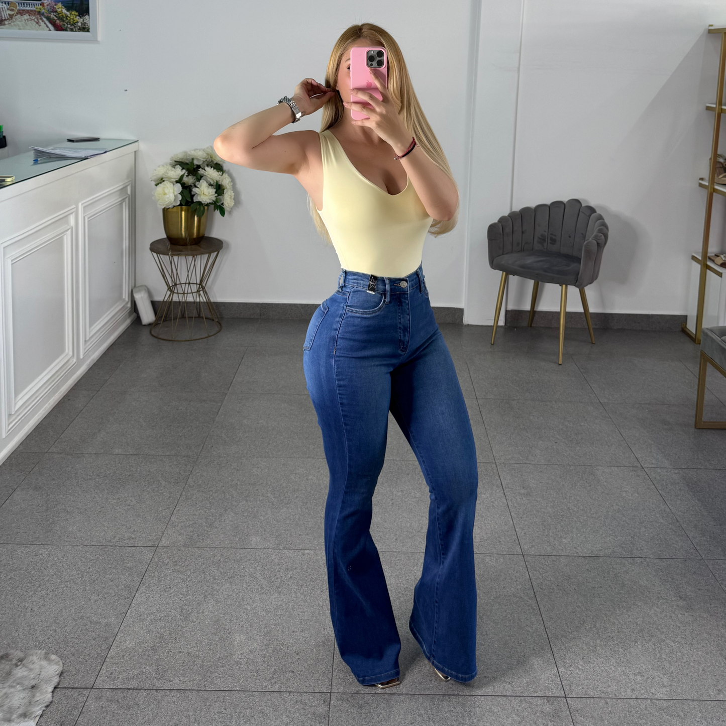 jeans vibrant corte campana mezclilla medio