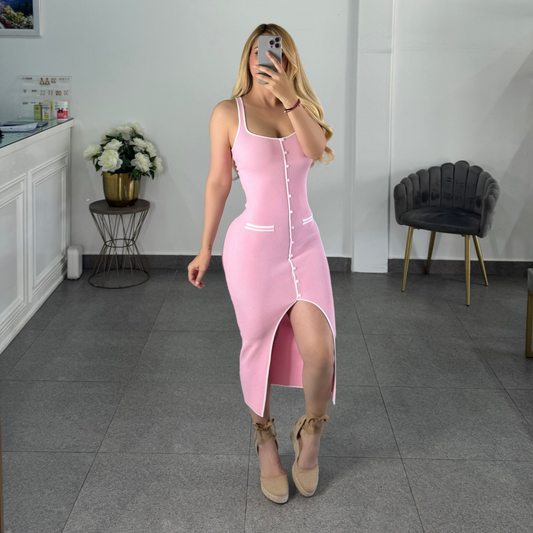 Vestido rosa pastel tela punto detalles blancos