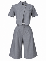 Conjunto gris blazer corto & shorts bermuda