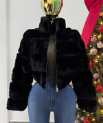 Abrigo negro peluche