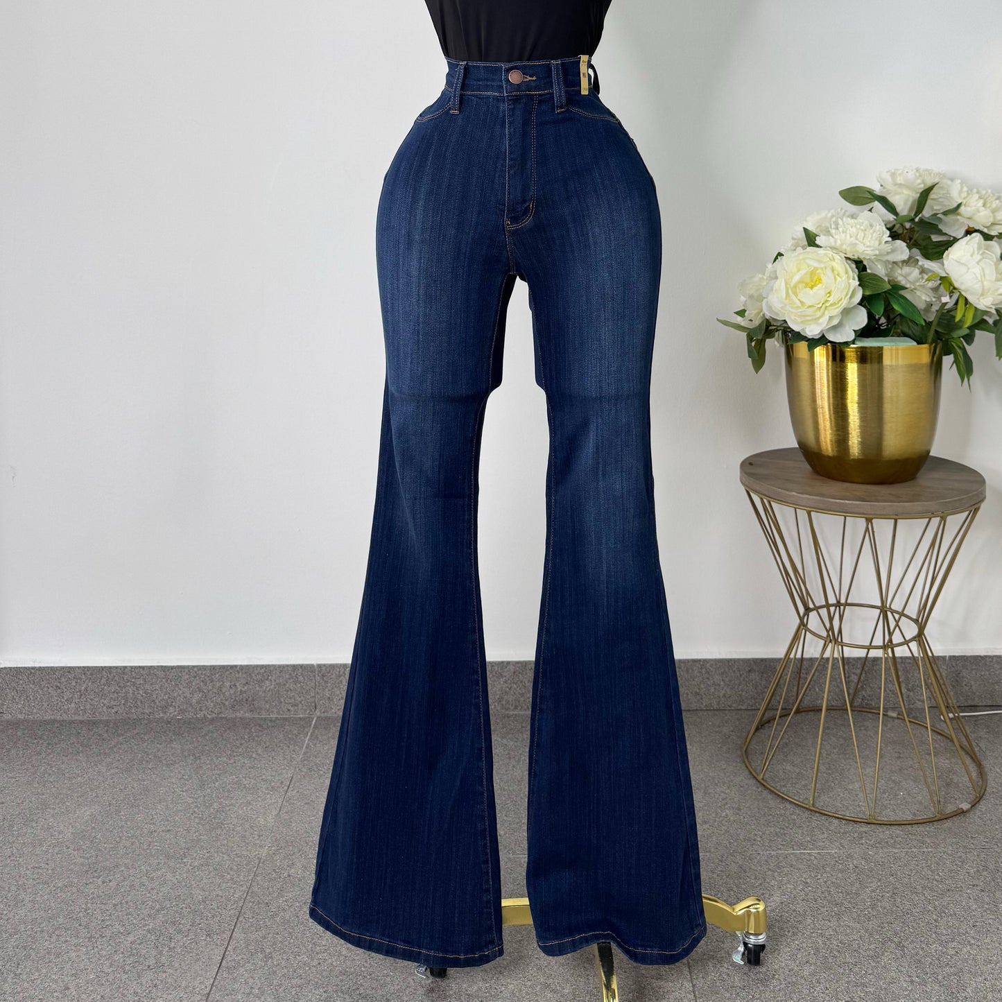 Jeans vibrant corte campana oscuro