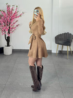 Vestido gabardina camel