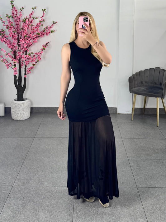 Vestido negro transparencia
