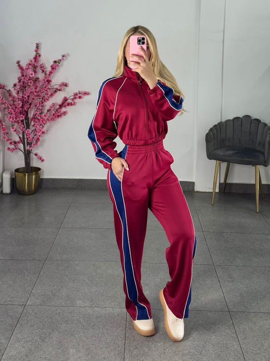 set de pana rojo con franja azul