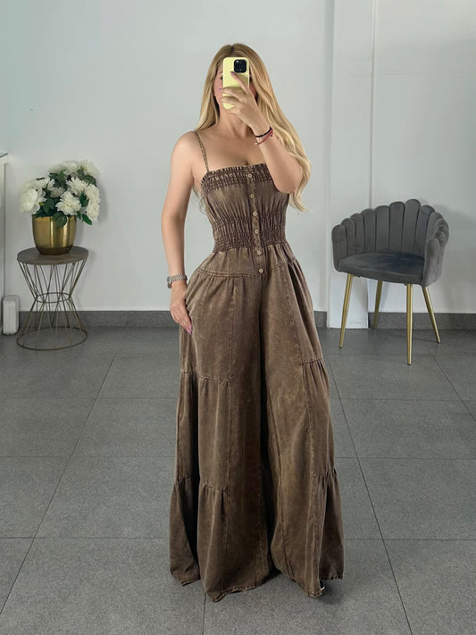 Jumpsuit cafe