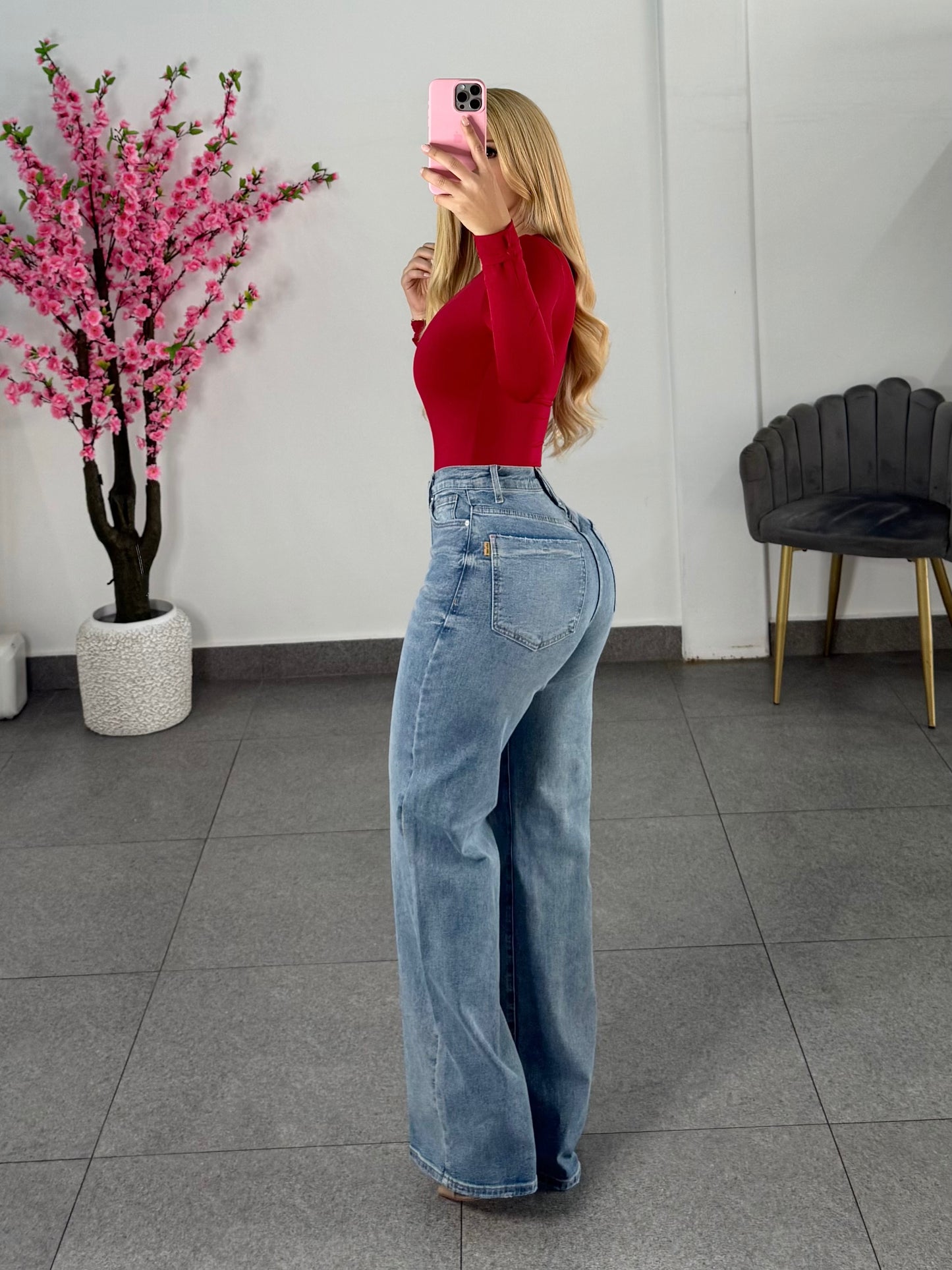 Vibrant corte recto mezclilla