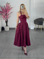 Vestido halter burgundy corte princesa