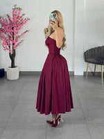 Vestido halter burgundy corte princesa
