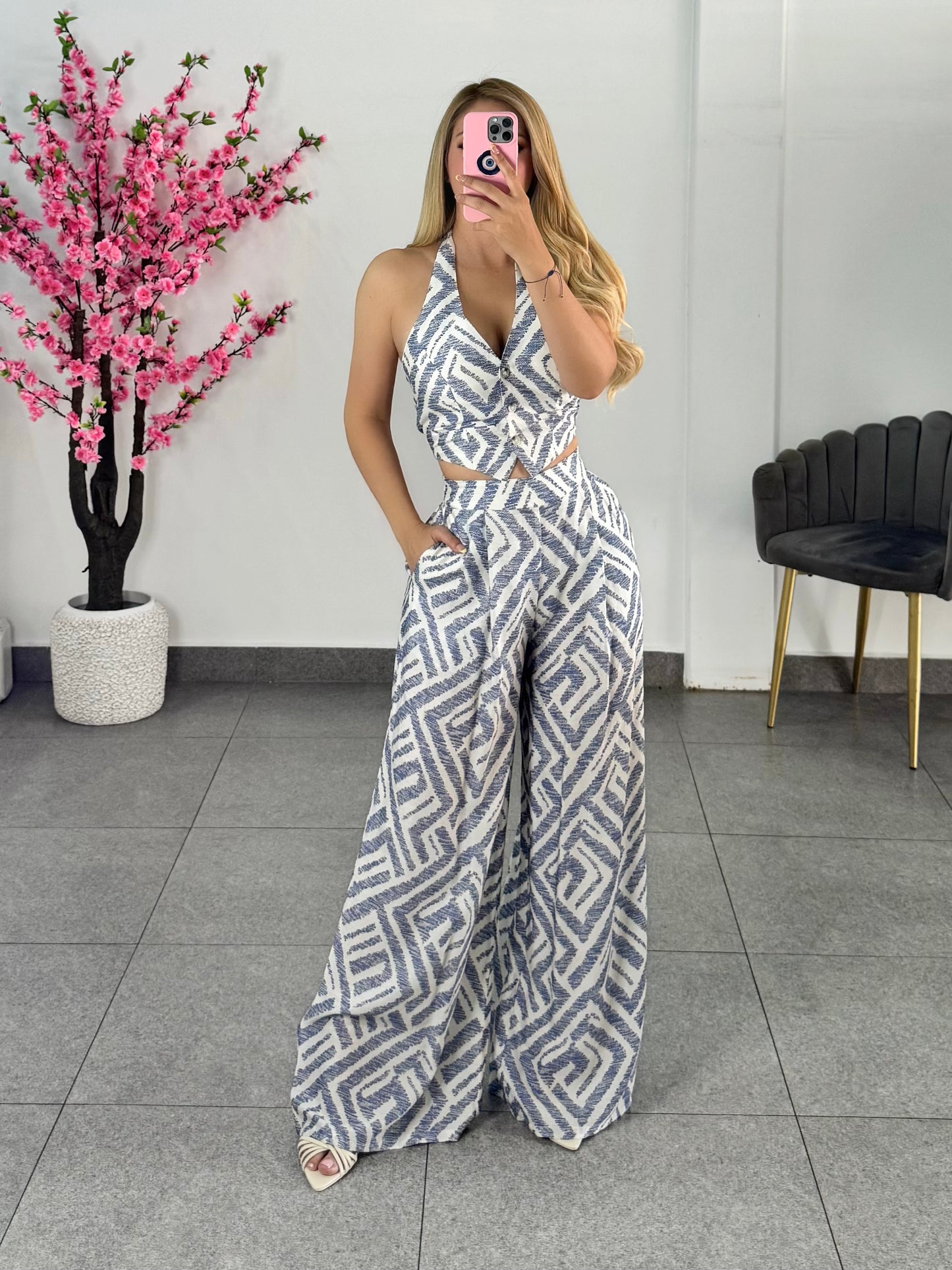 set top & pantalon blanco con azul