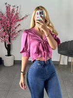 Blusa satin magenta