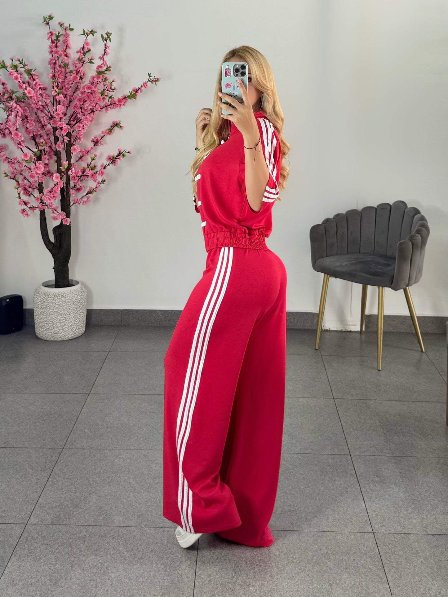 Conjunto pans rojo con rayas blanca