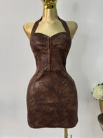 Vestido halter vinipiel cafe