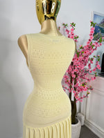 Vestido amarillo punto