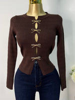 Sueter cafe moños dorados