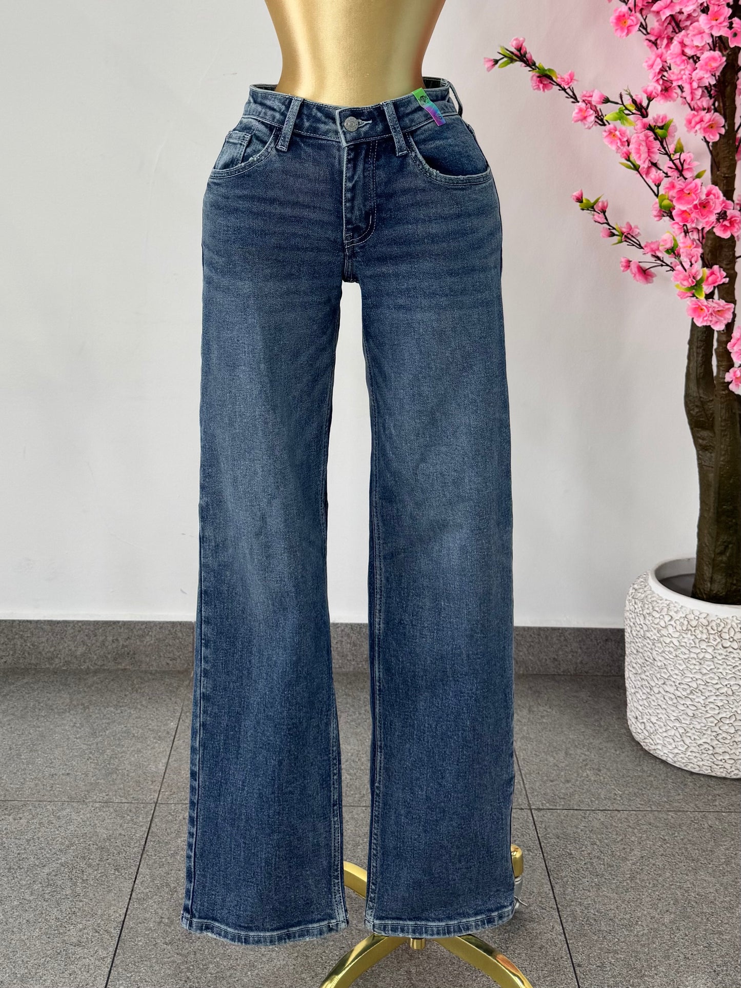 VIBRANT JEANS A LA CADERA
