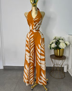 Conjunto marron y beige
