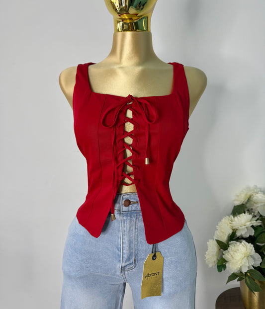 Blusa roja con tirantes