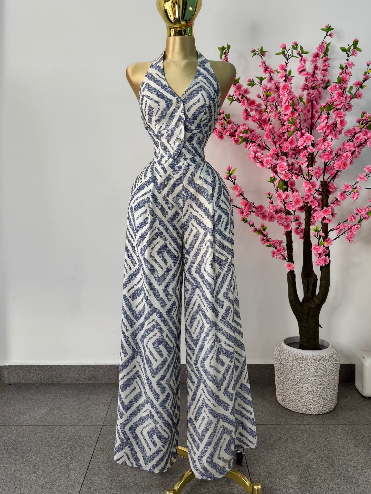 set top & pantalon blanco con azul