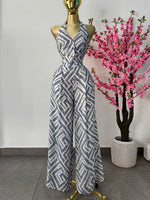 set top & pantalon blanco con azul