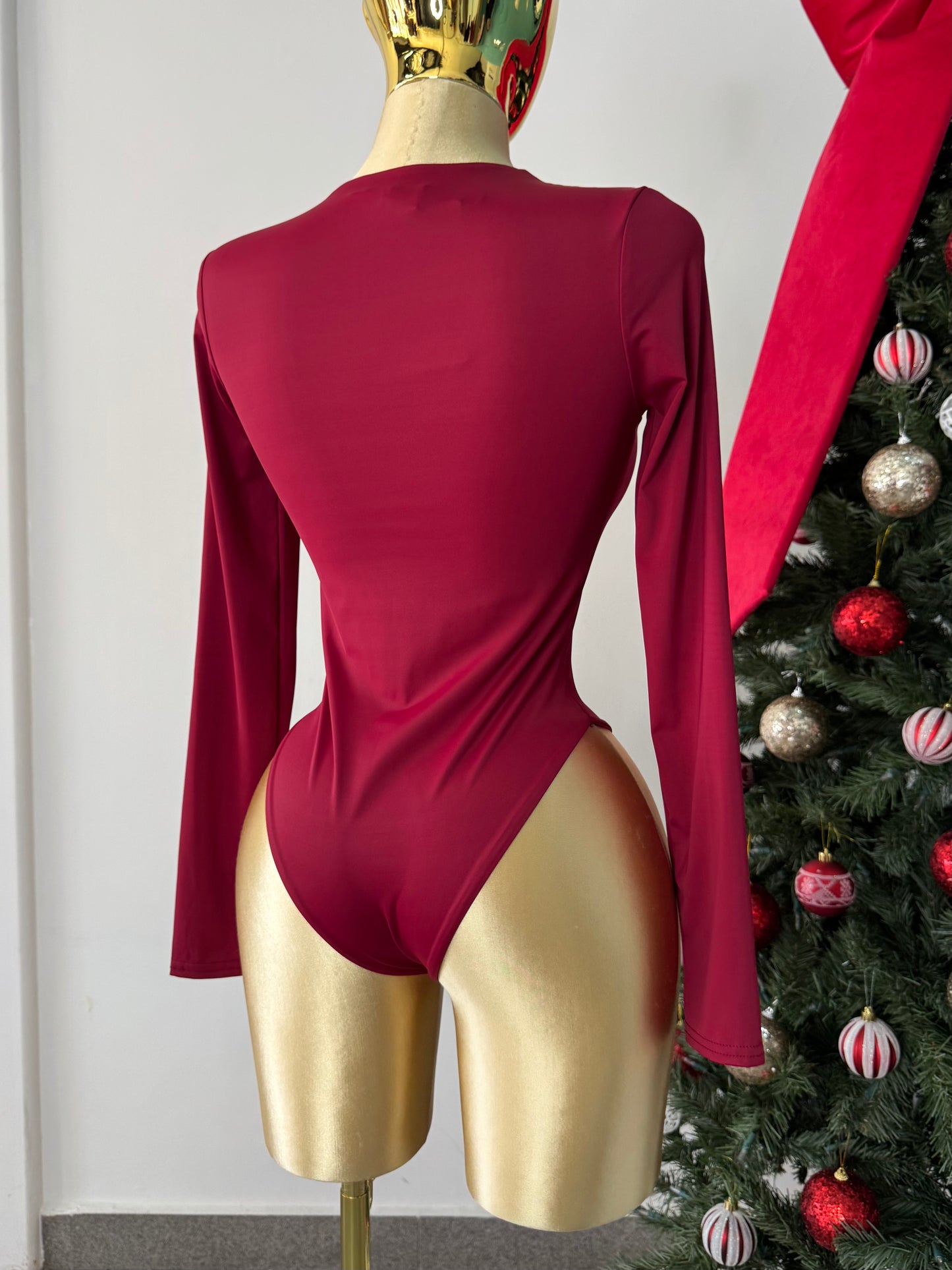 Body licra manga larga rojo escote v