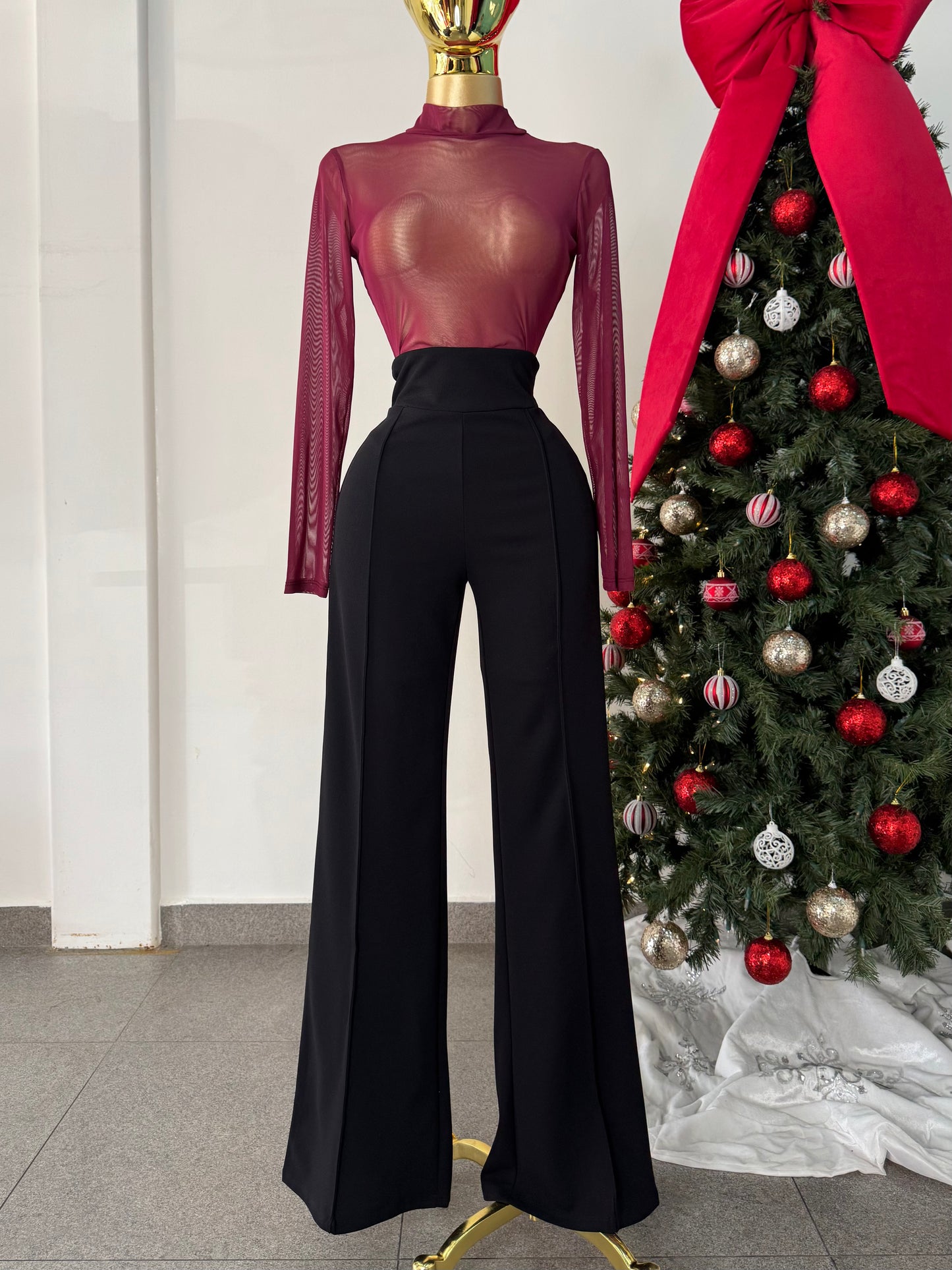 Pantalon negro corte palazo