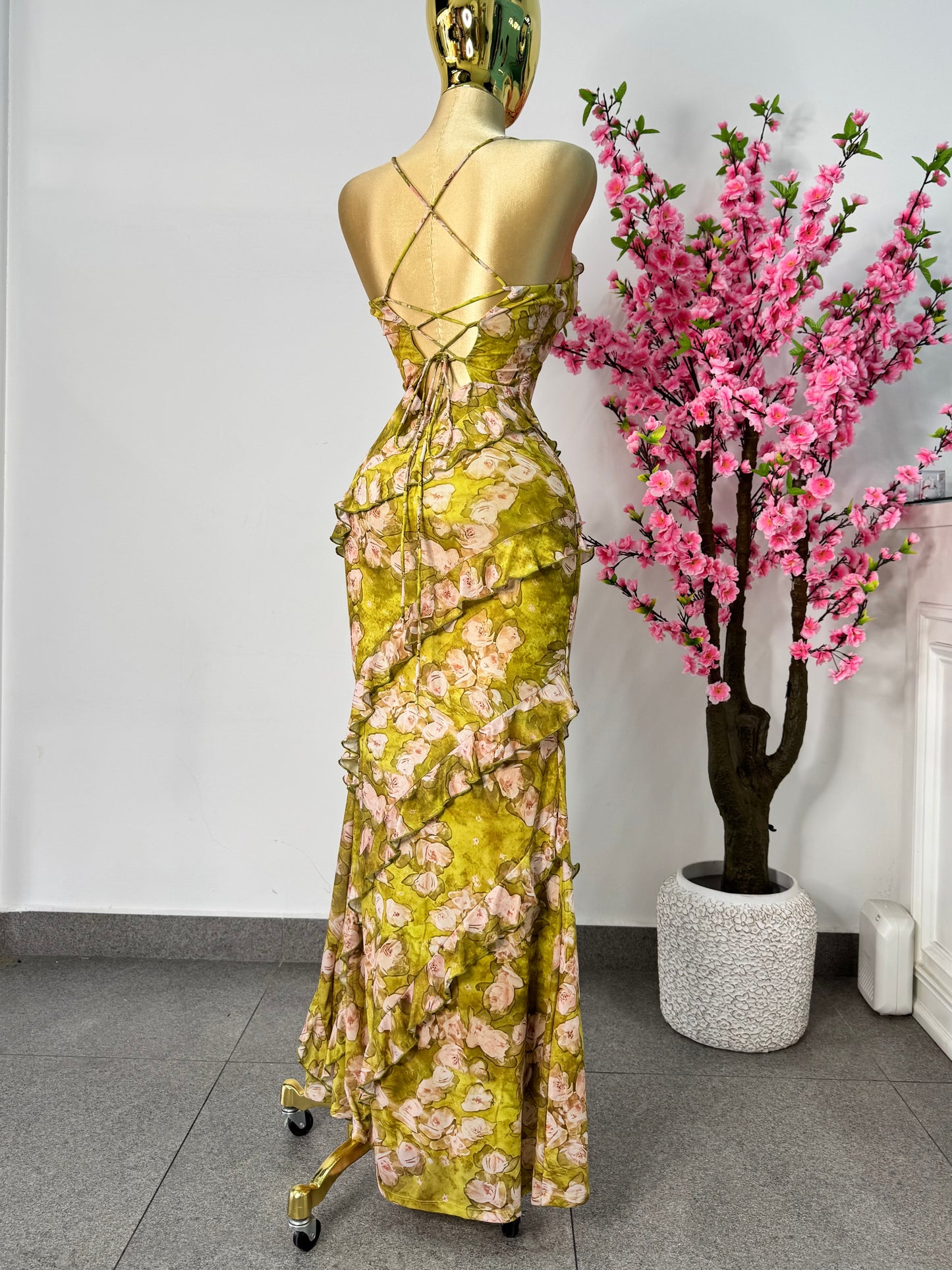 Vestido mesh floreado tonos verde lima