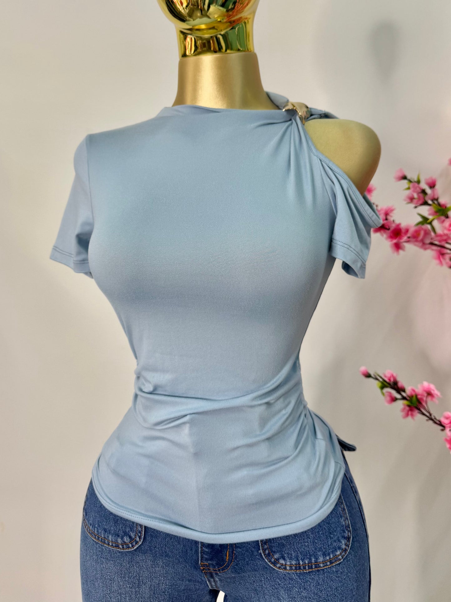 Blusa basica licra azul cielo