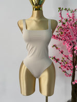 Body beige sin costuras