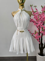 Vestido halter blanco detalles dorados