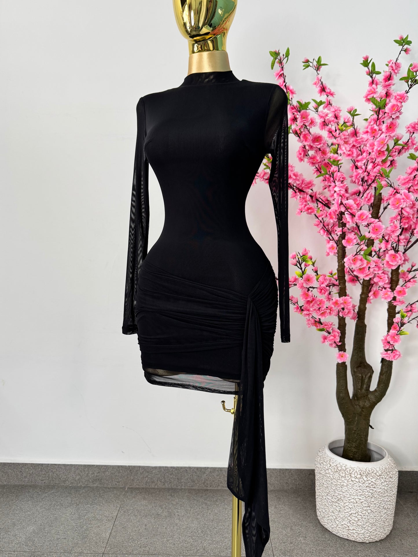 Vestido manga larga negro mesh