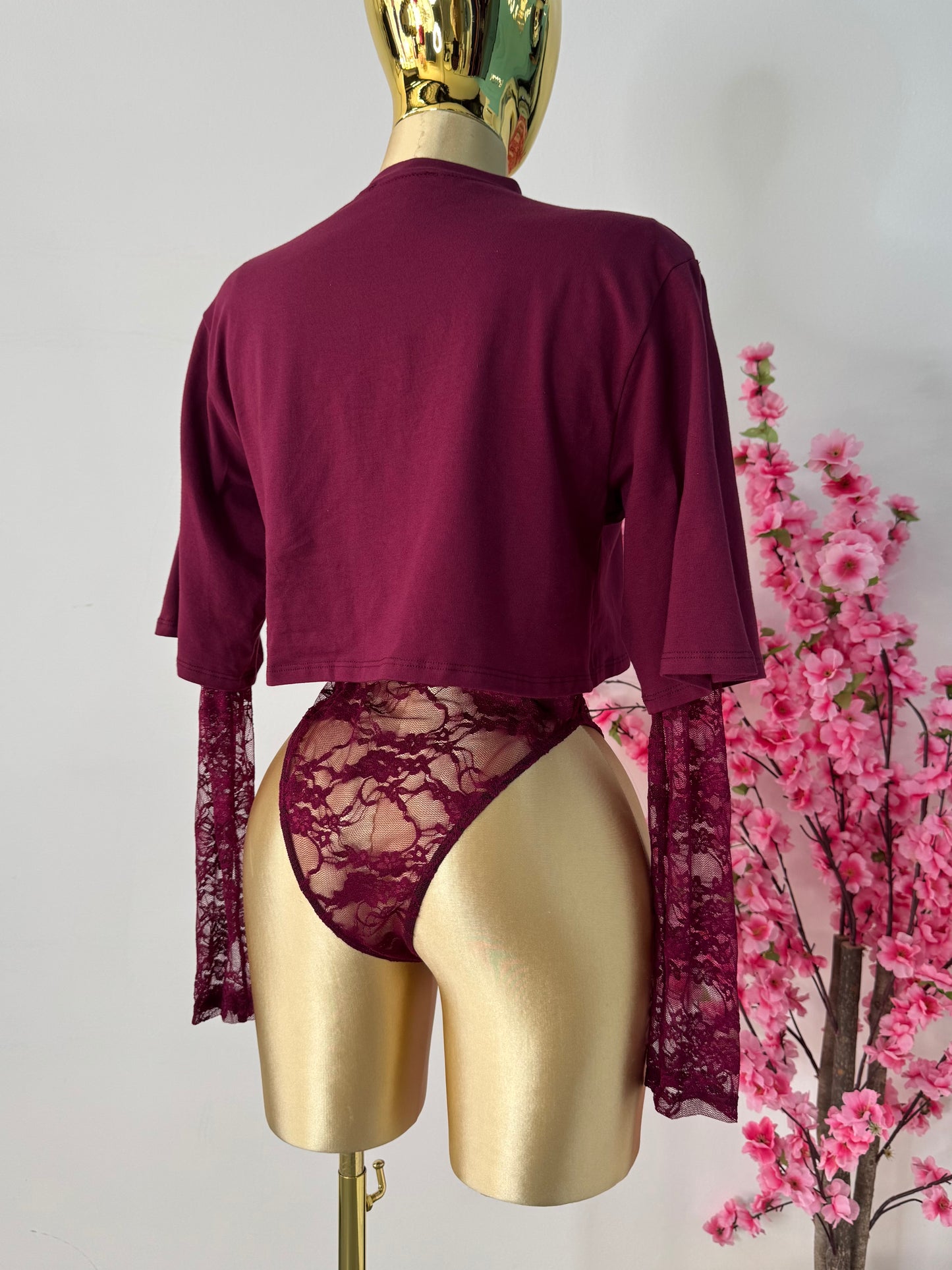Body  burgundy con encaje