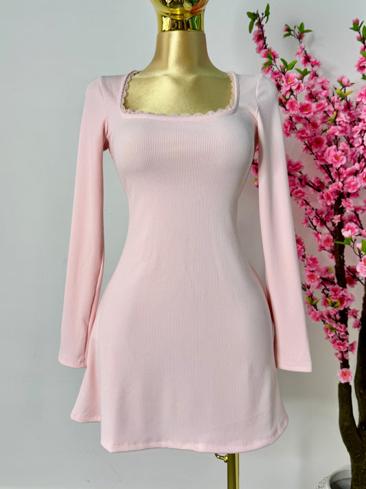 Vestido volado rosa pastel