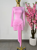 Vestido licra rosa chicle amarre enfrente